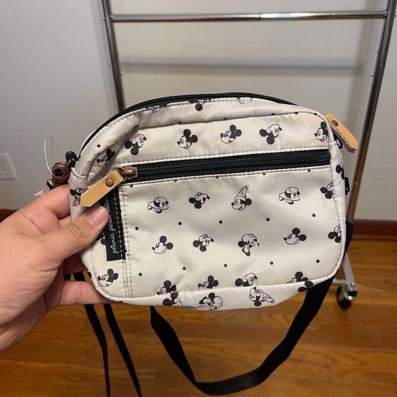 New with tags Mickey Mouse purse, belt bag, brand Petunia Pickle Bottom - Picture 6 of 6